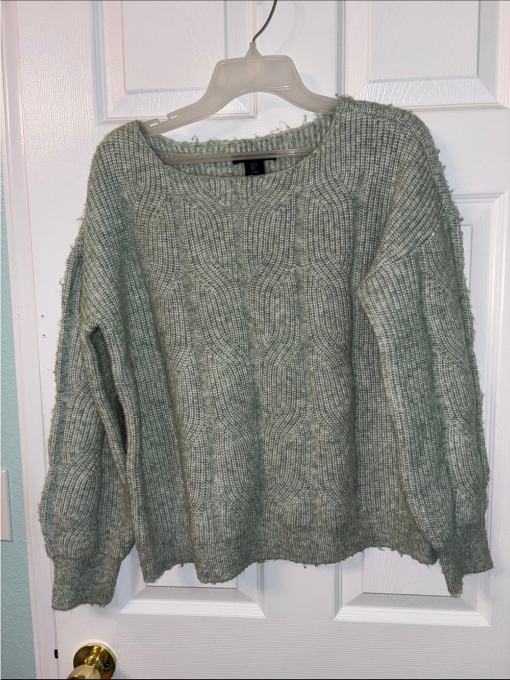 Womens Elie Tahari Wool feel knit blend Pullover green Fuzzy Sweater